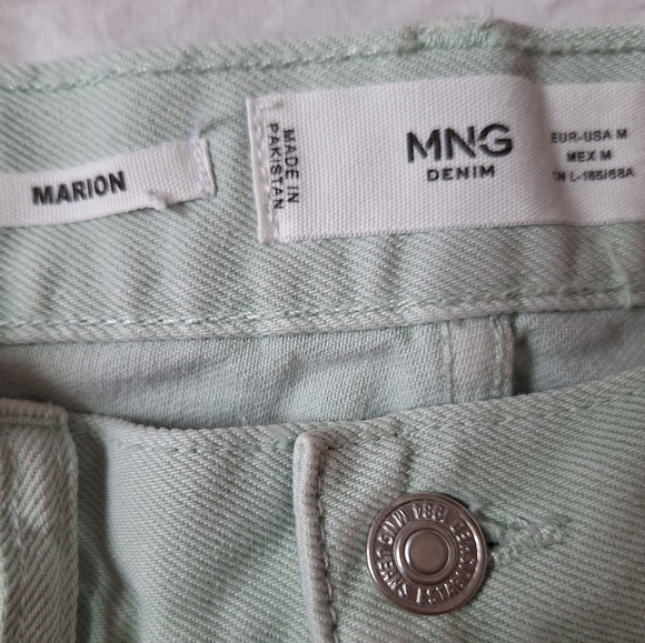 MANGO Green Mini Skirt with High-Waisted Design - Picture 5 of 8